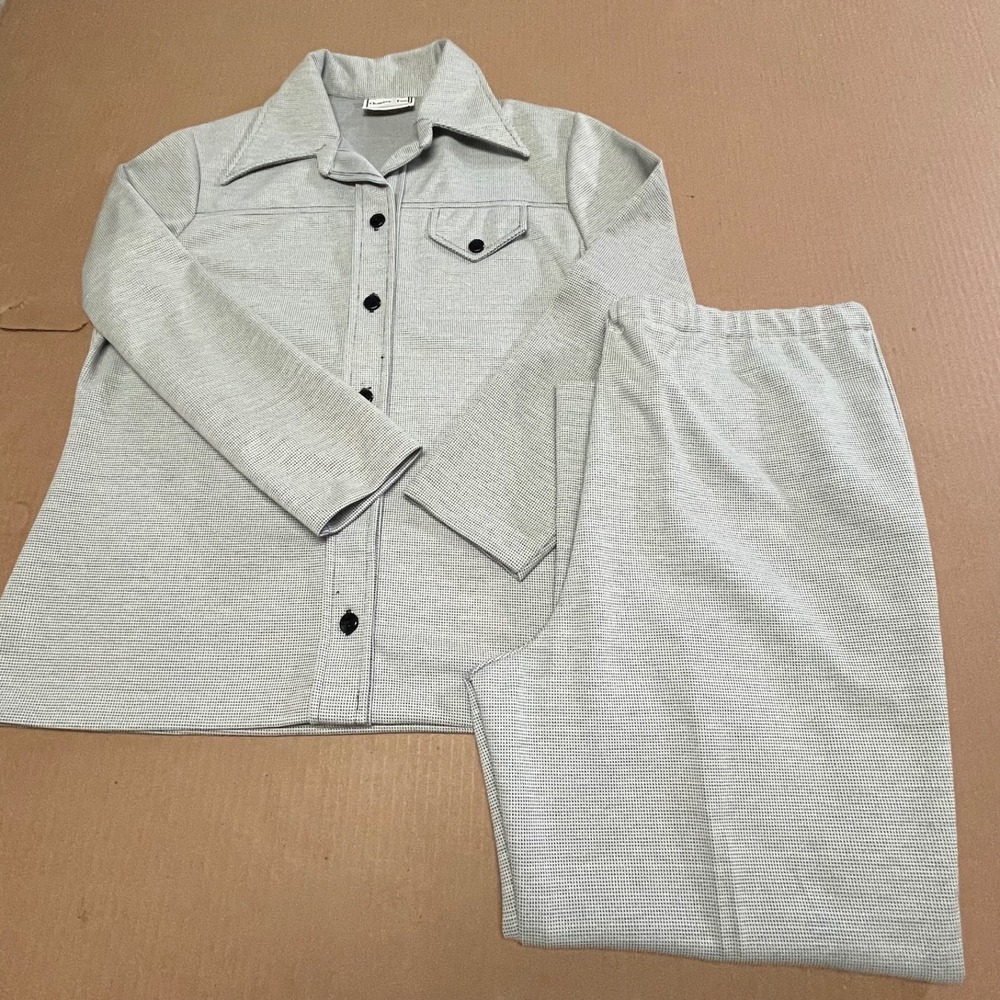 Vintage 1970s Chapter Two Houndstooth 2-Piece Polyester Pantsuit Leisure Set